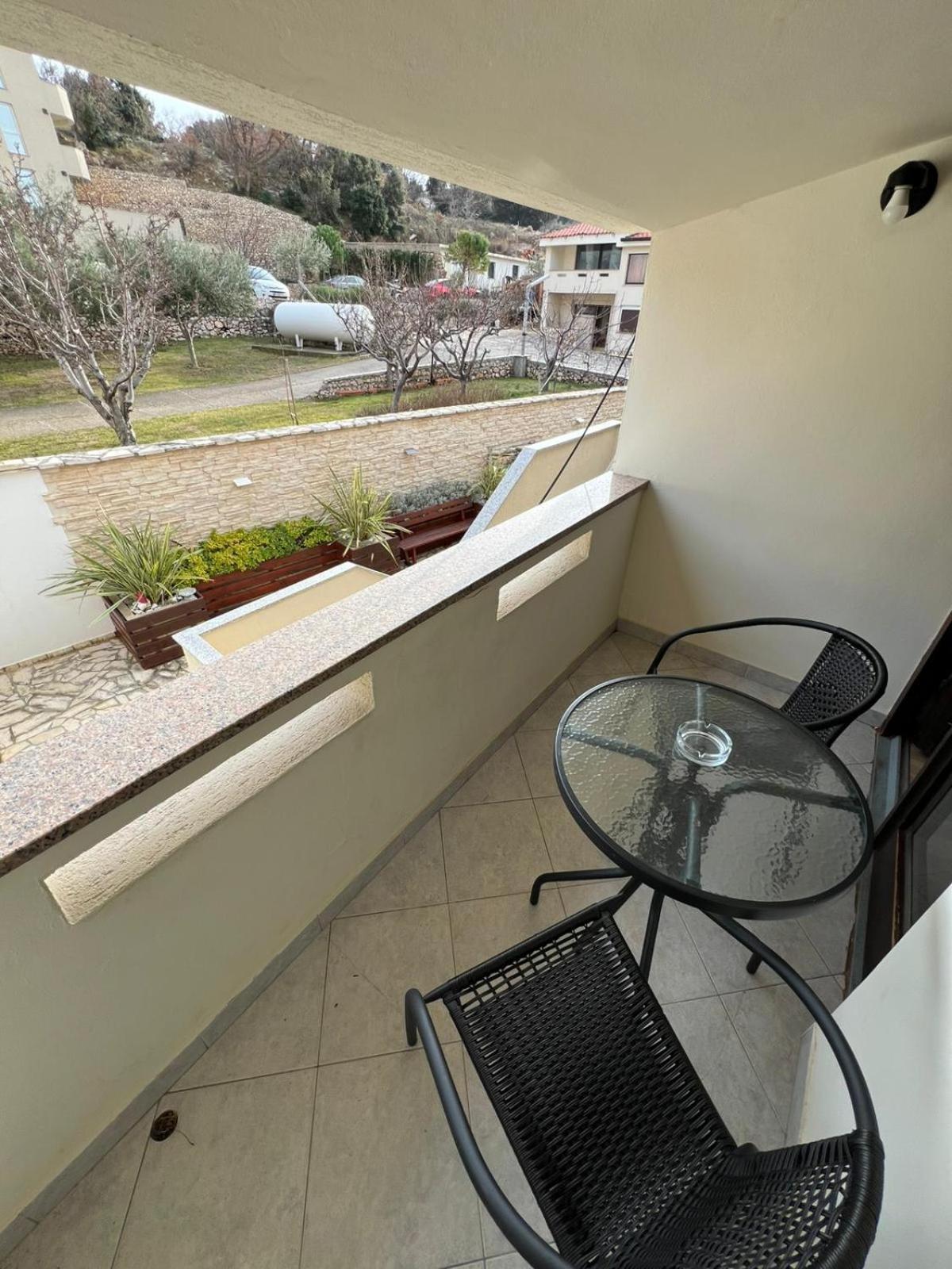 Bellevue Rooms Stara Baška Exteriér fotografie