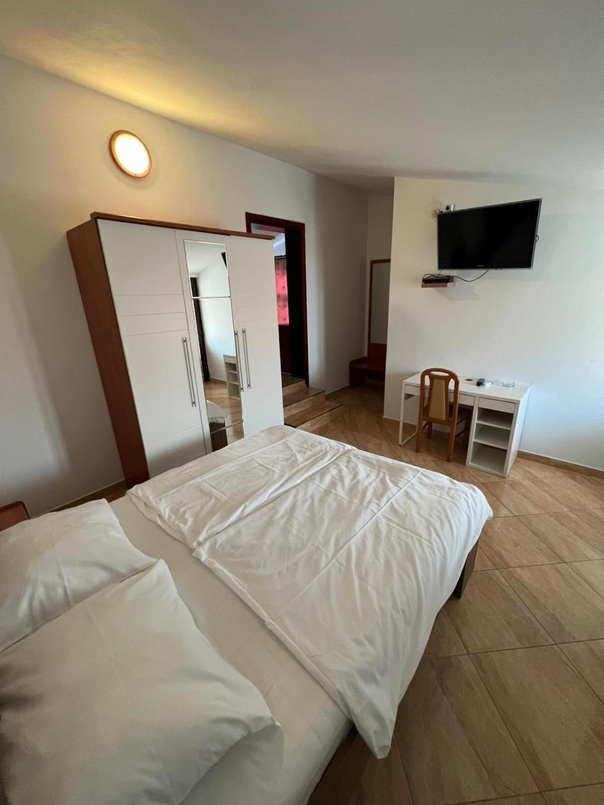 Bellevue Rooms Stara Baška Exteriér fotografie
