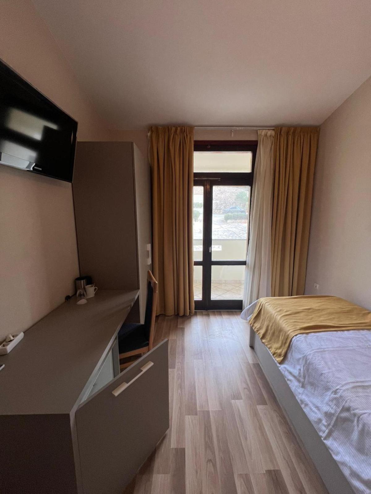 Bellevue Rooms Stara Baška Exteriér fotografie