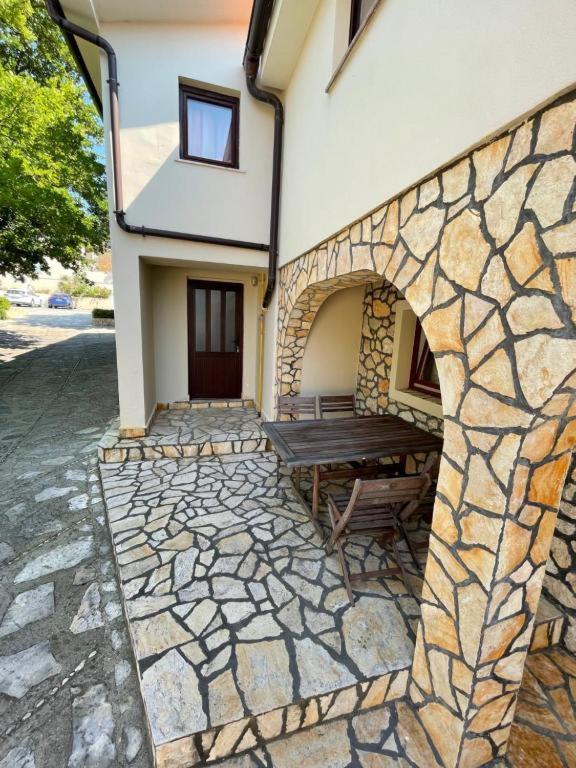 Bellevue Rooms Stara Baška Exteriér fotografie