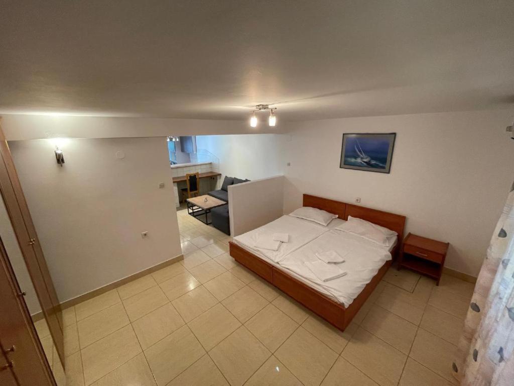 Bellevue Rooms Stara Baška Exteriér fotografie